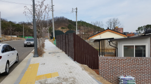 칠곡군, 사유지에 동의 없이 방음벽 불법 시공