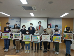 경산시 '추억·사연 담긴 그림으로 세대 초월 소통의 장 마련'