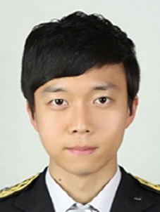 놀라지 마세요 소방관이 근무 중입니다