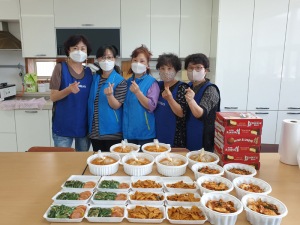 군위군 산성면 여성자원봉사대, 반찬 나눔
