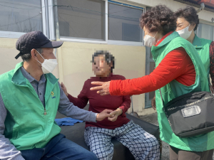 김천시 농소면 새마을지도자협의회, 사랑의 가정방문