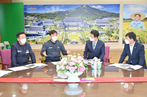 청송군수, 예산 확보 '잰걸음'... 도지사에 도비 지원 적극 건의