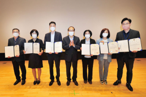 군위군, 상반기 적극행정 우수공무원 4명 표창