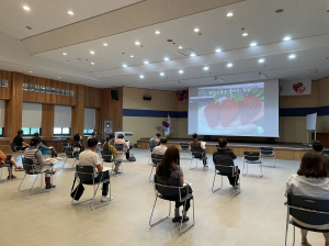상주시농업기술센터, 딸기 재배 전문교육