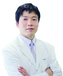 짜증이 늘고 심한 잠꼬대가 지속된다면 '치매' 신호 의심