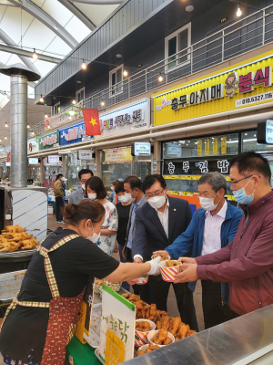 성주군 초전면 이장상록회, 전통시장'활력'
