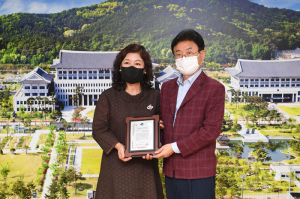 조은희 미용사회 회장, 경북도 여성상... 