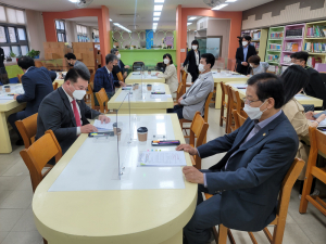 대구시의회 교육위원회, 현장 중심 행정... 동성초 블렌디드 수업 참관