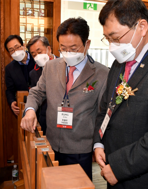경상북도, 한국 고유 주거문화'한옥'의 내일을 엿보다