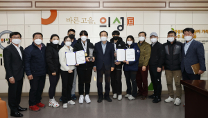 의성군, 회장배전국컬링대회 중고등부 우승