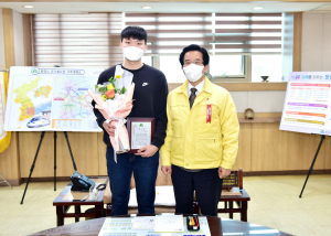 문경 시민 구한 '우리 곁의 영웅' 김동희씨