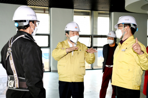 김충섭 시장, 김천복합혁신센터 현장점검 '끝까지 꼼꼼하게'