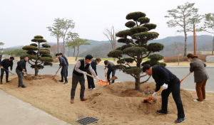 경북관광공사, 탄소 저감 청정 라이프 '경주·안동' 식수 행사