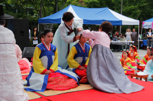 성년 맞은 2003년생… 