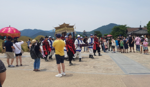 경주의 찬란한 역사와 문화를 생생하게 '선덕여왕 첨성대에 행차하다' 재현행사