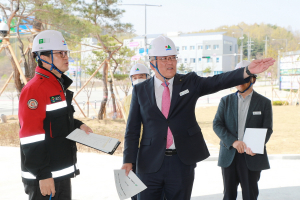 김학동 예천군수, 복합커뮤니티센터 막바지 점검