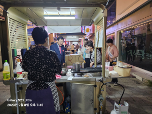 경주시, 원도심 경제 활력소 '불금예찬' 재개장