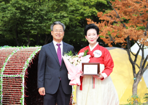 영양군의 새 얼굴 '전통식품명인 이하연'