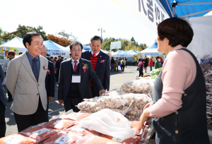 의성군 '우수 농·특산품 대구시 직거래장터'로 도농상생 되새겨