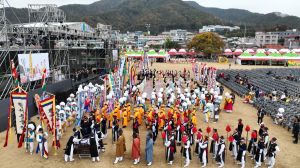 청송군, 더 풍성해진 '청송사과축제' 연일 대박 행진