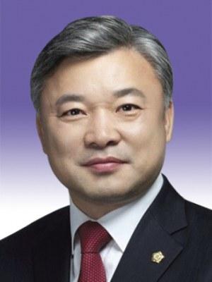 권광택 경상북도의회 교육위원회 의원 
