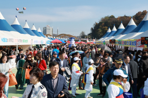 예천군, 품질·가격까지 알찬 '예천농산물축제' 성료