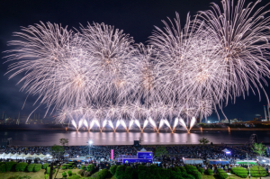 도시 정체성 만발하는 포항국제불빛축제, 대한민국 대표 축제 '우뚝'