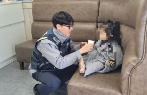 영주경찰서, 길 잃은 세 살 배기 부모 품에 인계