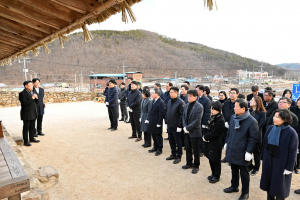 대구광역시 군위군, 김수환 추기경의 가르침 되새기며…