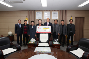 상주시 이·통장연합회, 이웃돕기 성금 100만원 기탁