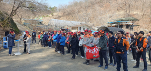'산불 경각심 널리'··· 상주시, 제8회 이안면민 화합 대가산 산행대회 성료