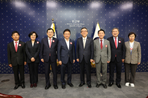 경주시·경상북도, 외교부 장관 만나 