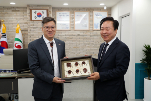 진일표 주부산 중국 총영사, 안동시 우호 교류 확대 논의