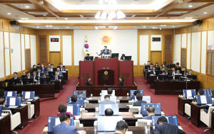 대구시의회, 제9대 후반기 의정 '힘찬 첫발'