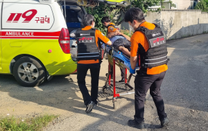 경주시, 안부전화 한 통의 기적… 폭염 속 쓰러진 어르신 살렸다