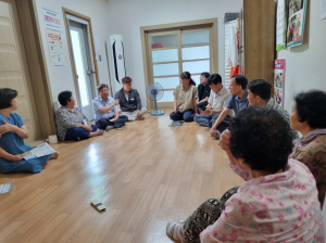 군위군 농업기술센터, 고령층·야외 영농 작업자 건강 지킨다