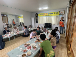 김천시 양금동 황금시장상인회, 닭개장 '선물'