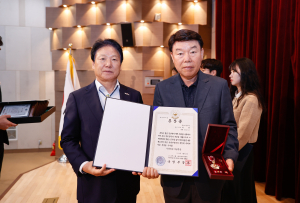 성주군, 6·25참전유공자에 화랑무공훈장 전달