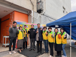 사랑·행복 나눔으로 이웃에 전하는 온기... 왜관병원·왜관읍 지역사회보장협의체 바자회