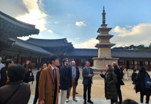 주한공관 관계자, 2025년 APEC 정상회의 개최지 방문