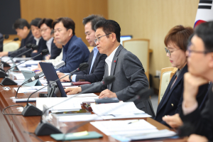 경북이 불 지핀 '저출생 정책' 체감도 높인다