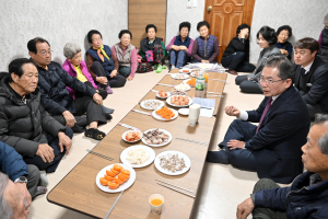 김진열 군위군수, 세심·꼼꼼한 소통으로 군민에 한 걸음 더