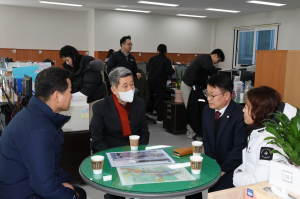이강덕 포항시장, 오천읍행정복지센터 임시청사 첫 업무개시일 현장 방문 격려