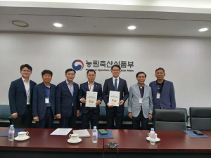 성주군, 참외農 위기 현실로… 농식품부에 호소