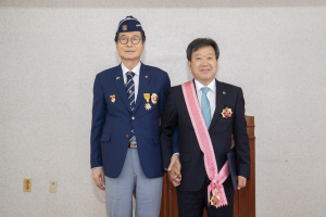 남한권 울릉군수, 향군대휘장 영예