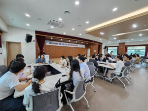 새내기교사의 교직 적응력과 지속 가능한 교사 전문성 함양