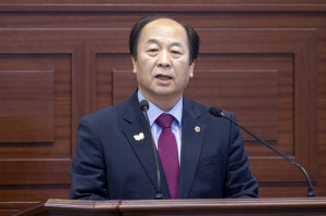 박선하 경북도의원, 스마트물류 특구·신중년 정책·대경선 2단계·특수교육 문제 집중 질의